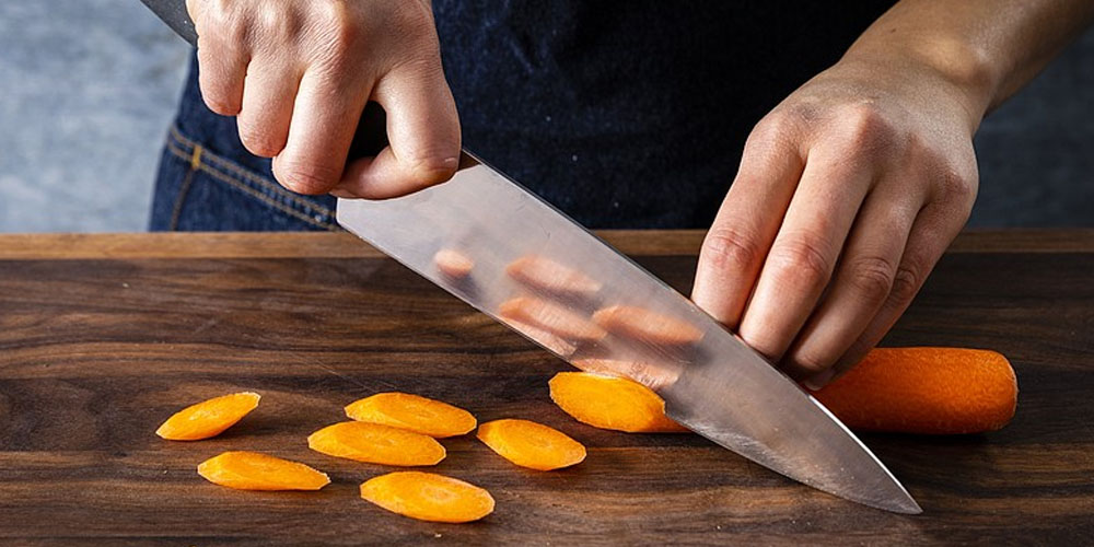 Selecting the Chef’s Knife: A Simple Task for You